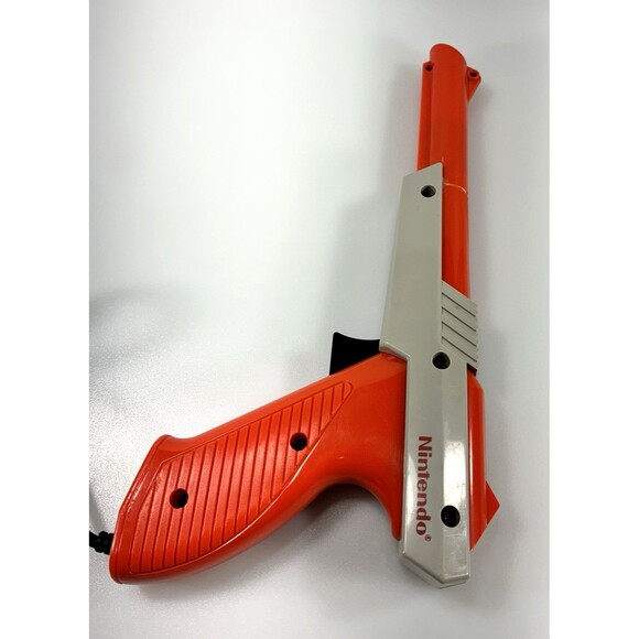 Authentic 1985 Nintendo Zapper Orange Wired Light Gun NES-005 Tested - Picture 9 of 14
